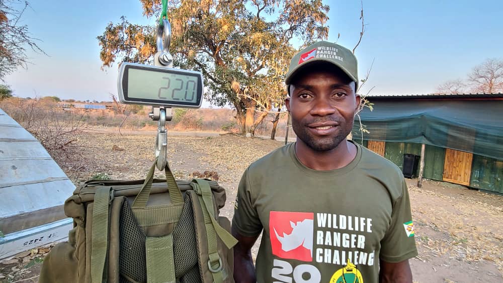 Backpack weigh-in for 22kg in preparation for the 21km marathon!