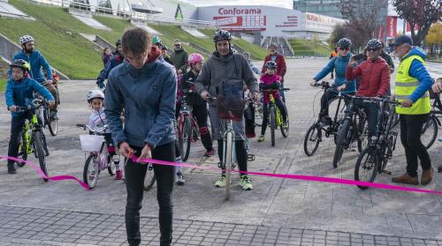 PRIMERA MARCHA FAMILIAR SOLIDARIA PEDALEANDO POR LA INDIA