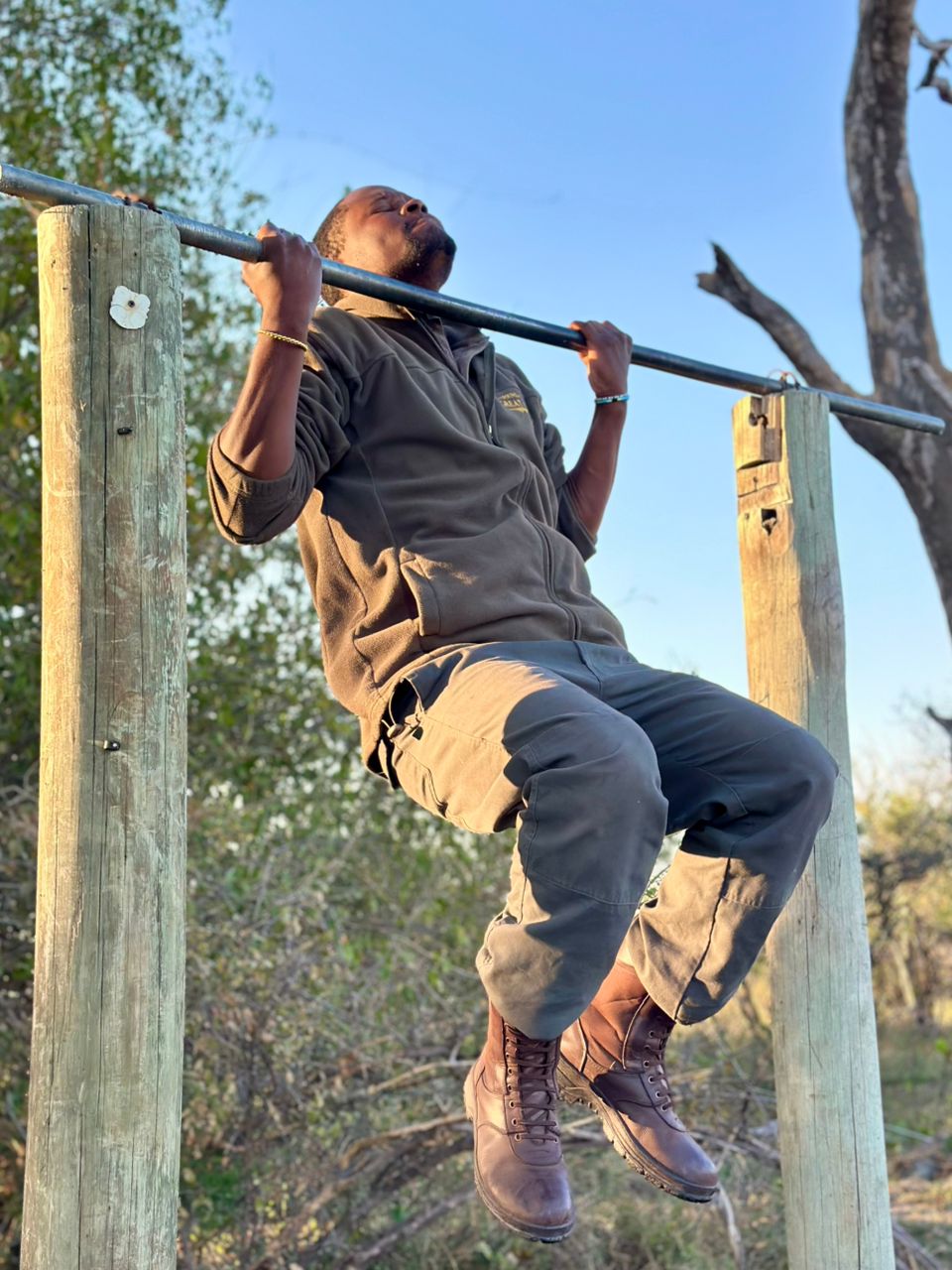 TEAMWORK! Male Rangers sunrise training