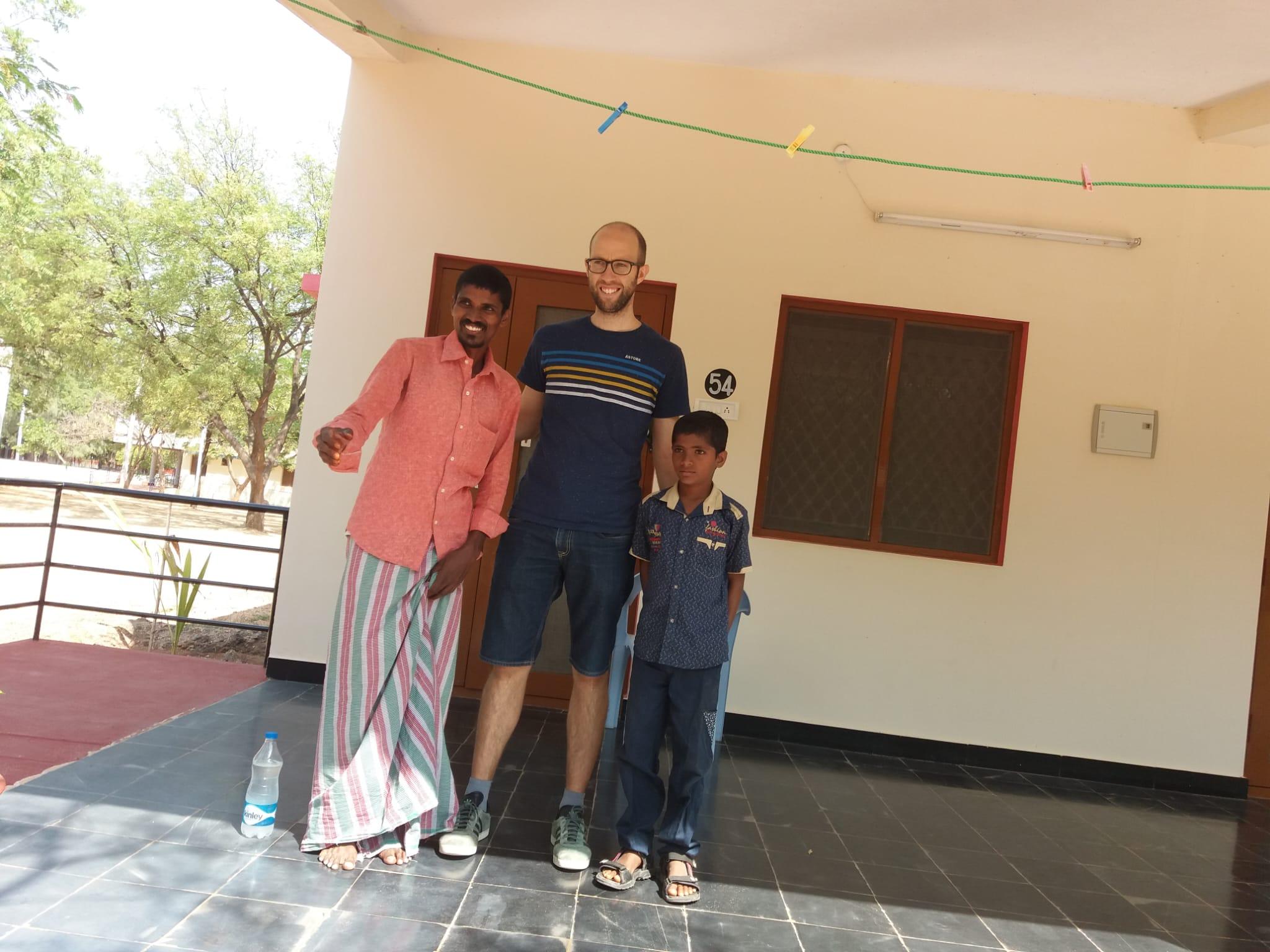 Fotos durante nuestra experiencia en la Fundación en India