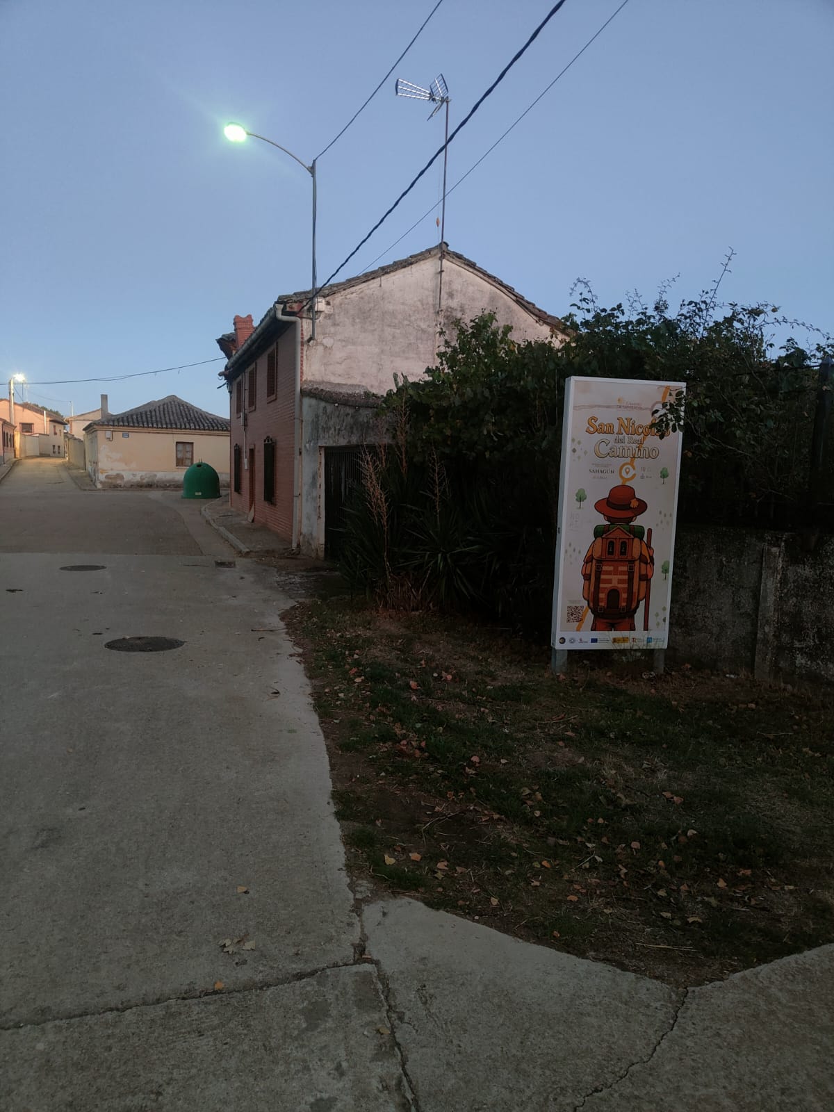 Día 18. De Terradillos de los Templarios a El Burgo Ranero.